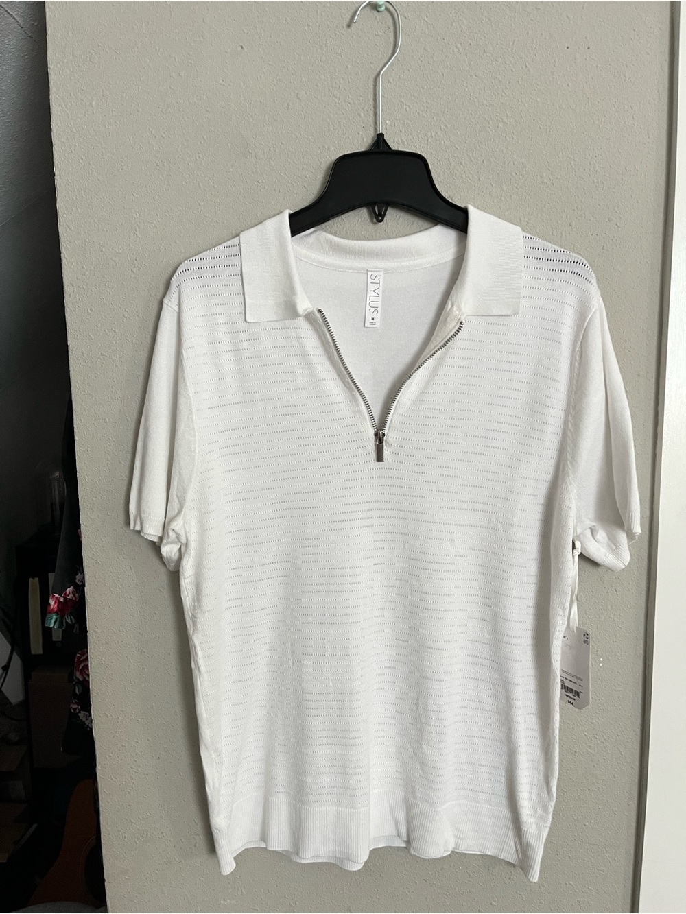 STYLUS Men's White Short-Sleeve Zip Polo - Picture 2 of 8
